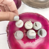 Подвеска, Друза кварца, Шар 20мм. позолота/родирование. Цвет натуральный