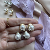 Швензы "Патрисия" с майоркой, 13*16 мм, позолота/родирование