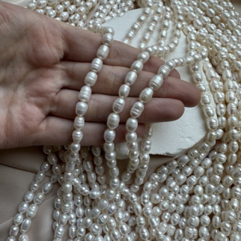 Жемчуг натуральный "Бочонок" 6*7 мм, нить