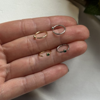 Кафф с зеленым цирконием, 9*19 мм