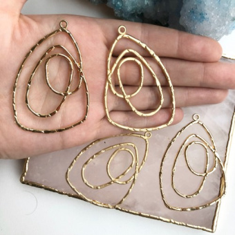 Подвеска "Абстракция" в матовой позолоте 18К/ позолоте 24К