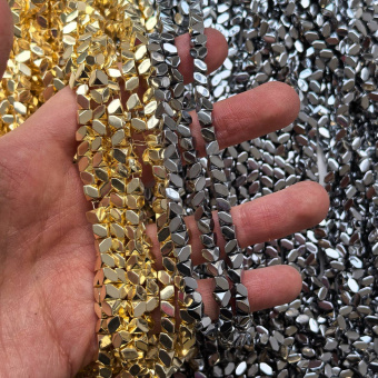 Гематит "Грани", 4 мм, нить