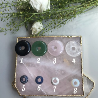 "Пончики" из натуральных камней 15 - 30 мм