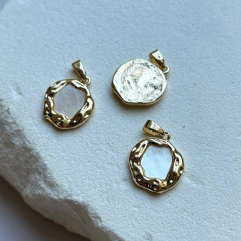 Подвеска "Мятый круг" с перламутром, 14 мм