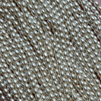 Жемчуг Майорка "Рис", 3*2.5 мм, нить