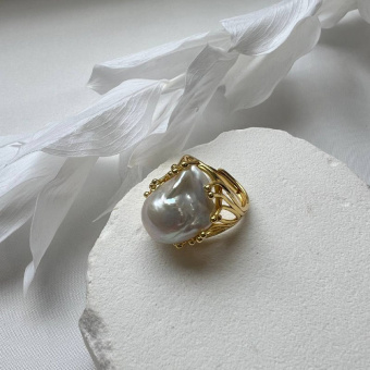 Кольцо с барочным жемчугом, регулируемое