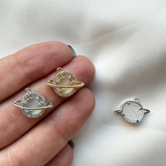 Подвеска «Сатурн» с перламутром и цирконами, 16*10 мм