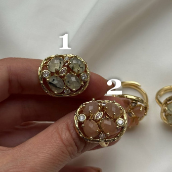 Кольцо с натуральными камнями и цирконием, 24*20 мм, безразмерное